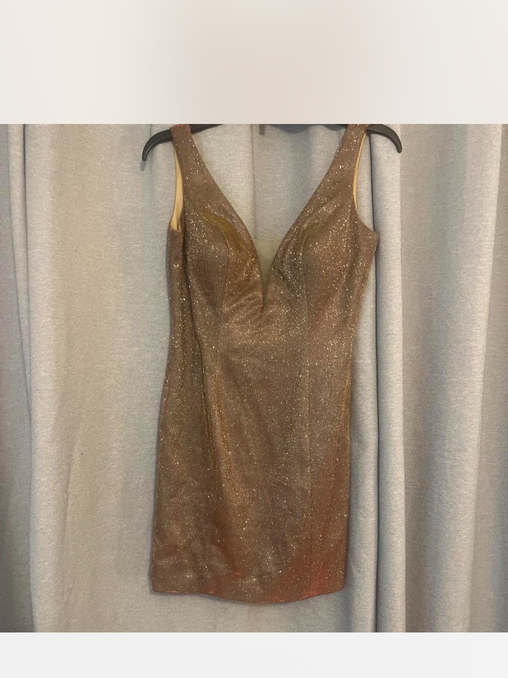 Rose gold shimmer Lucci Lu dress size 6